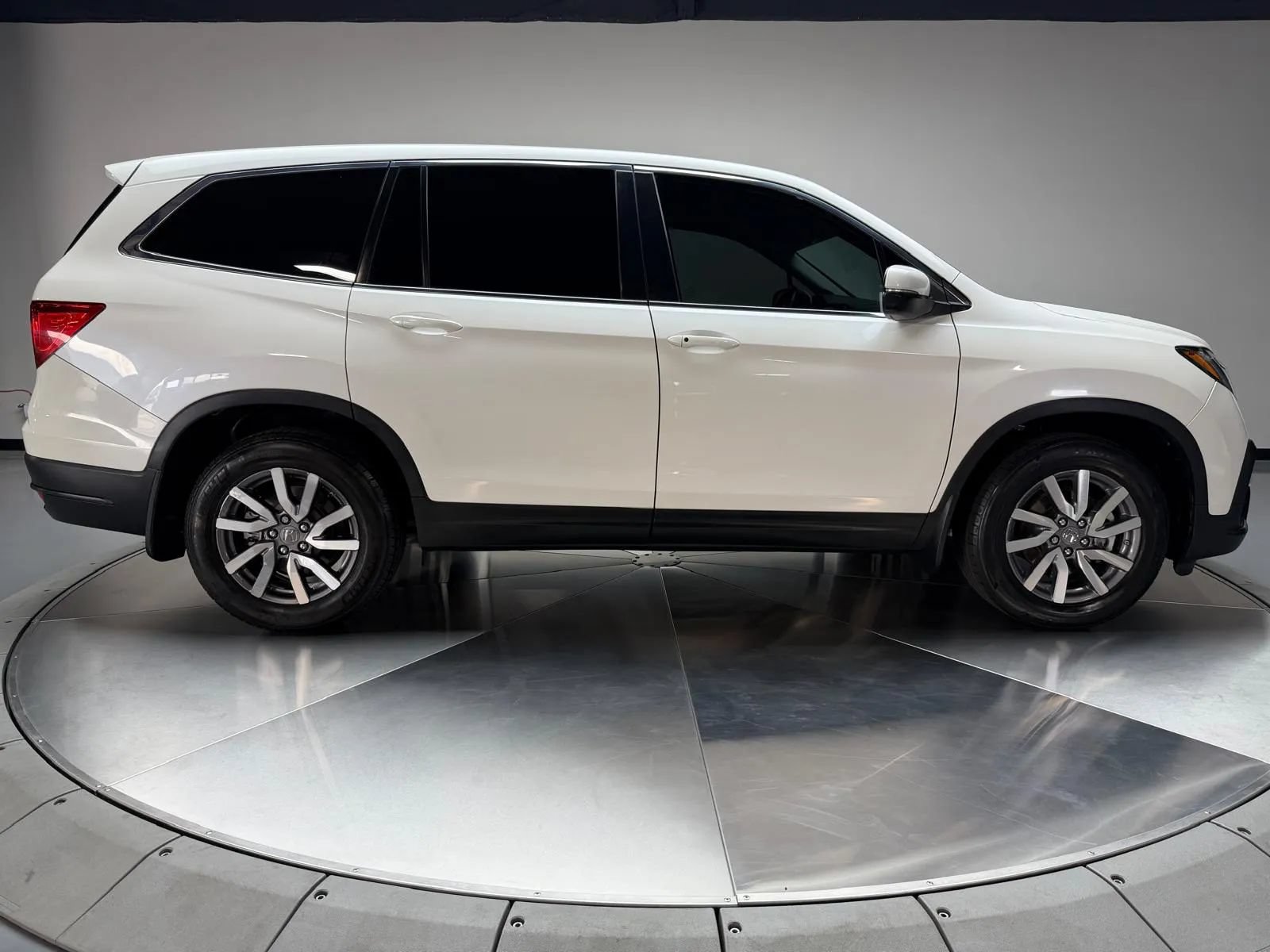 Used 2019 Honda Pilot EX-L image 6