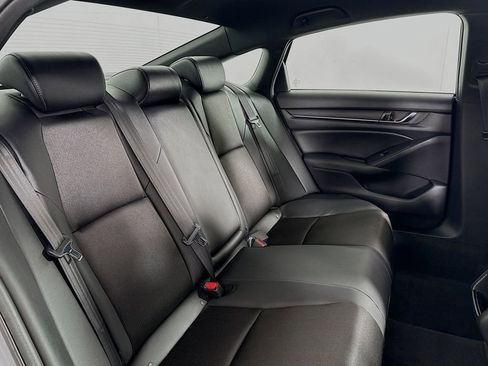 Used 2019 Honda Accord Sport image 34
