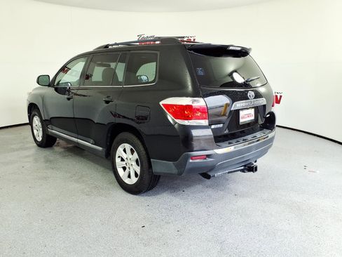 Used 2012 Toyota Highlander 4WD w/ Tech Pkg image 7