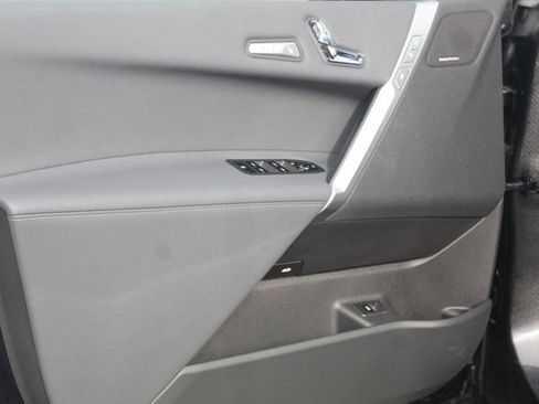 New 2026 BMW iX xDrive45 w/ M Sport Package image 18