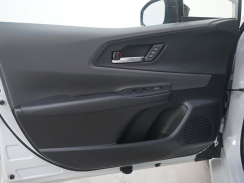 Used 2025 Toyota Prius Limited image 21