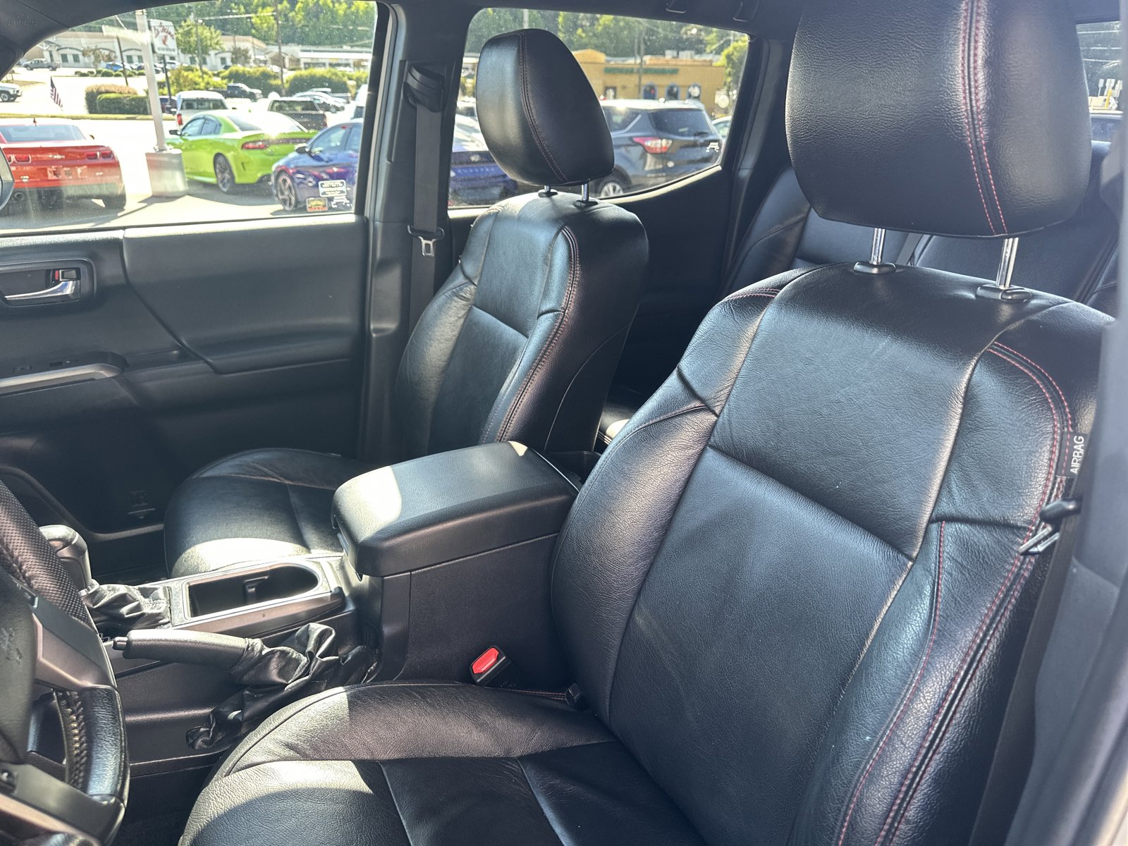 Used 2021 Toyota Tacoma TRD Sport AWD/4WD image 18