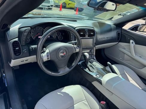 Used 2009 Chevrolet Corvette Convertible w/ Preferred Equipment Group image 23