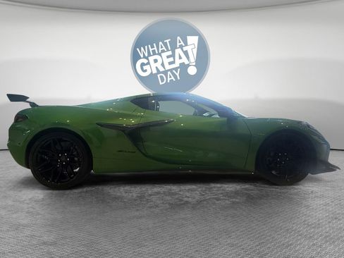 New 2026 Chevrolet Corvette Z06 RWD image 2