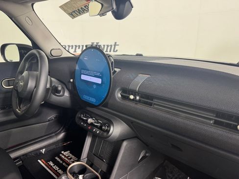 Used 2025 MINI Cooper S FWD image 33