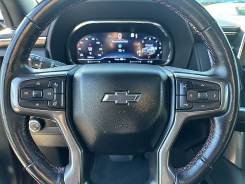 Used 2022 Chevrolet Suburban RST w/ Luxury Package image 21