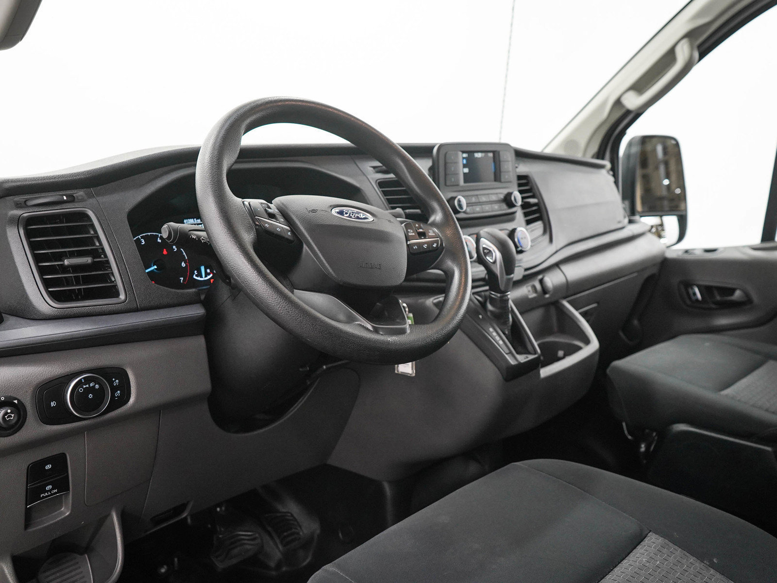 Used 2023 Ford Transit 250 Low Roof AWD w/ Exterior Upgrade Package image 17