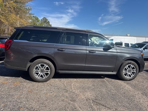 Certified 2025 Ford Expedition Max Active image 8