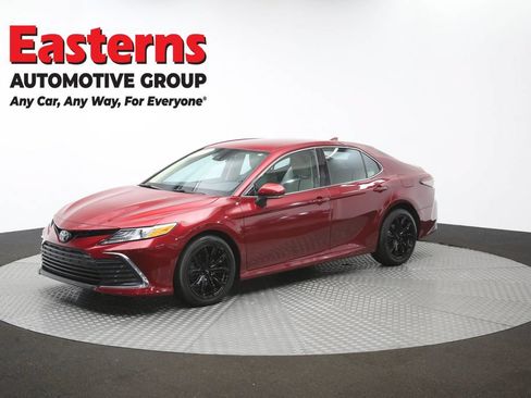 Used 2021 Toyota Camry XLE AWD/4WD image 56