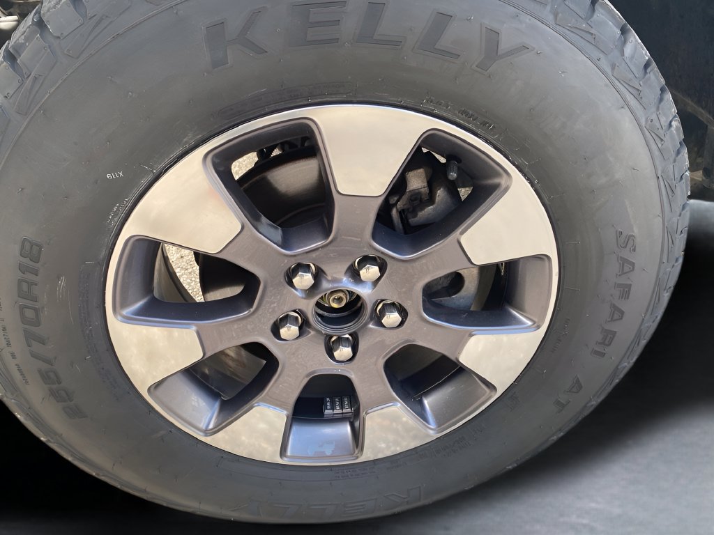Used 2019 Jeep Wrangler Unlimited Sahara w/ Advanced Safety Group AWD/4WD image 32