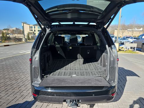 Certified 2021 Land Rover Discovery HSE R-Dynamic image 7