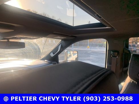 Used 2024 Chevrolet Silverado 2500 High Country w/ Z71 Off-Road Package image 14