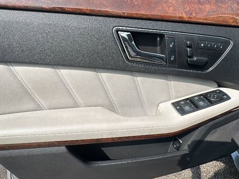 Used 2011 Mercedes-Benz E 350 Sedan image 14