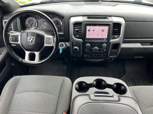 Used 2022 RAM 1500 Warlock AWD/4WD image 3