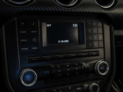 Used 2017 Ford Mustang Coupe image 25