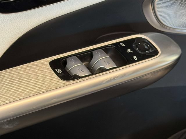 Certified 2023 Mercedes-Benz GLC 300 4MATIC image 17
