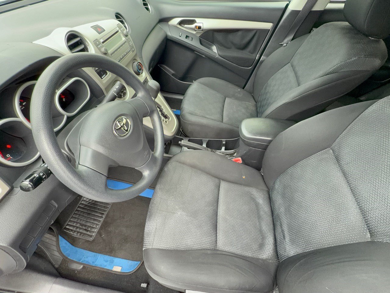 Used 2009 Toyota Matrix w/ PWR Pkg FWD image 5