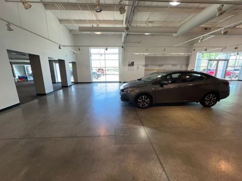 Used 2025 Nissan Versa SV w/ Trunk Package image 16