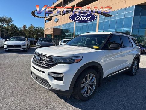 Certified 2020 Ford Explorer XLT w/ Equipment Group 202A image 1