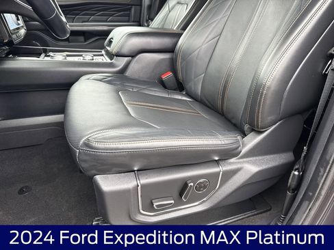 Used 2024 Ford Expedition Max Platinum AWD/4WD image 12