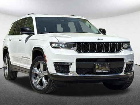 Used 2021 Jeep Grand Cherokee L Limited w/ Luxury Tech Group II AWD/4WD image 2