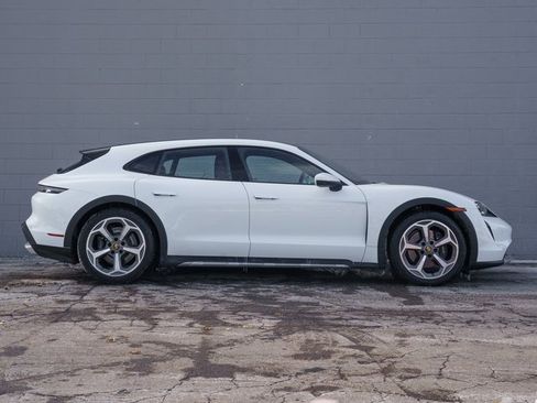 Certified 2023 Porsche Taycan 4 Cross Turismo image 8