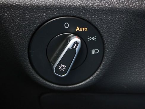 Used 2022 Volkswagen Jetta SEL image 50