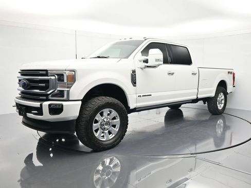 Used 2022 Ford F250 Platinum AWD/4WD image 1