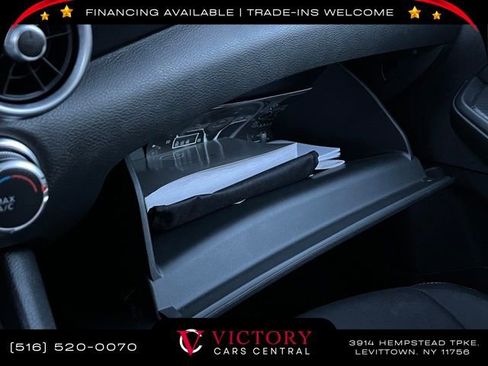 Used 2025 Nissan Sentra SV image 34