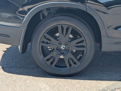 Used 2022 Honda Pilot Black Edition image 8