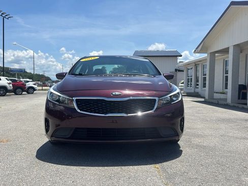 Used 2018 Kia Forte LX FWD image 2