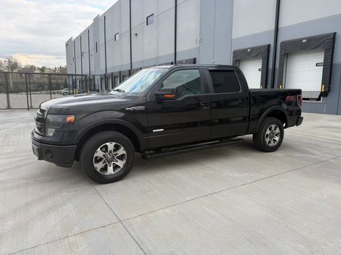 Used 2014 Ford F150 FX4 w/ Equipment Group 402A Luxury AWD/4WD image 3