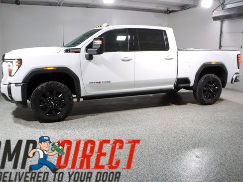 Used 2024 GMC Sierra 2500 AT4 w/ AT4 Premium Plus Package image 10