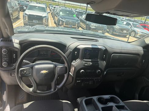 Used 2023 Chevrolet Silverado 2500 Custom w/ Custom Value Package AWD/4WD image 11