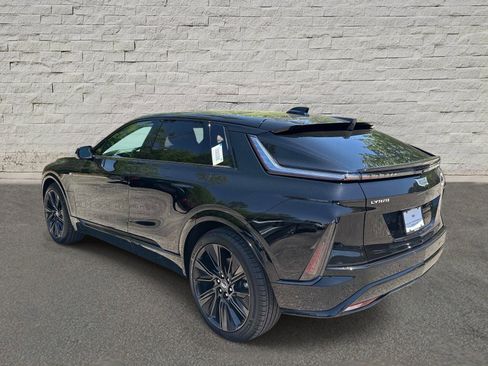 New 2026 Cadillac Lyriq Signature Sport RWD image 3