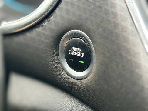 Used 2016 Chevrolet Malibu LT image 11