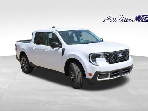 New 2026 Ford Maverick Lariat AWD/4WD image 2