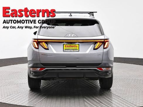 Used 2023 Hyundai Tucson SEL w/ Convenience Package AWD/4WD image 6