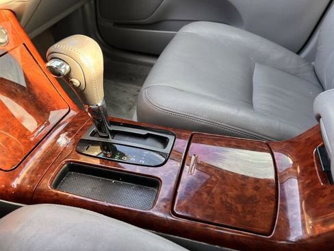 Used 2005 Toyota Camry LE image 17