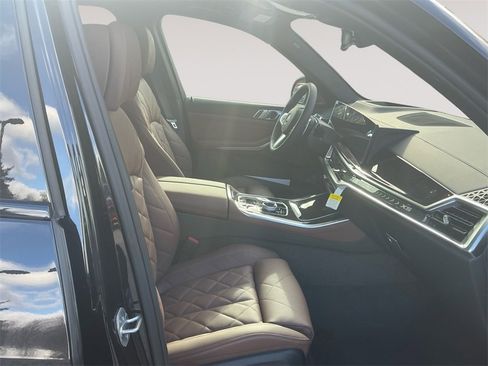 New 2026 BMW X5 xDrive50e w/ Executive Package image 15