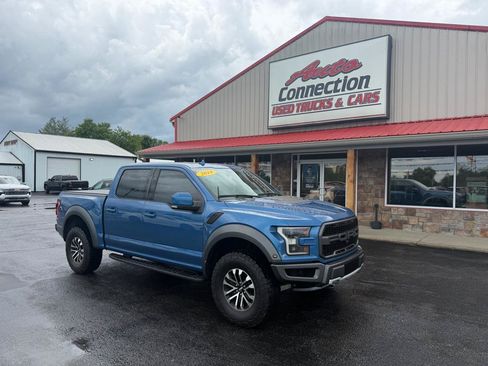 Used 2019 Ford F150 Raptor w/ Equipment Group 802A Luxury AWD/4WD image 2