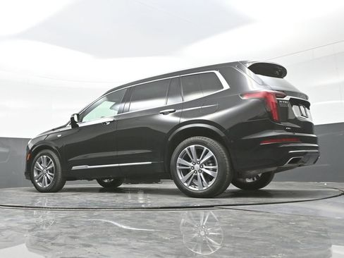 Certified 2025 Cadillac XT6 Premium Luxury w/ Platinum Package AWD/4WD image 33