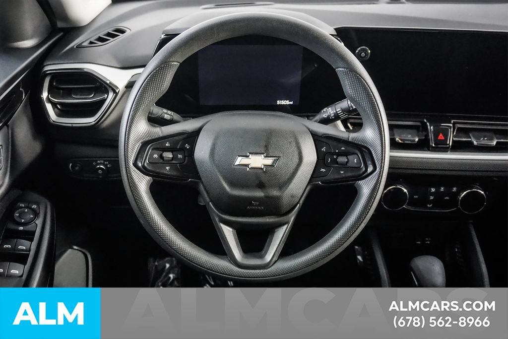 Used 2025 Chevrolet TrailBlazer LT AWD/4WD image 25