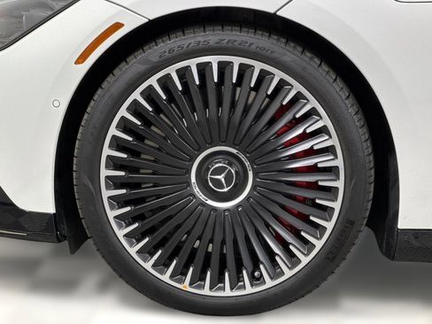 New 2025 Mercedes-Benz EQE AMG AMG EQE image 11