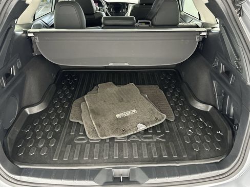 Used 2025 Subaru Outback Onyx Edition AWD/4WD image 25