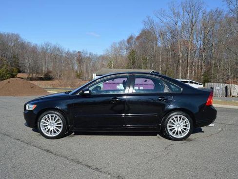 Used 2011 Volvo S40 T5 w/ Preferred Pkg image 5