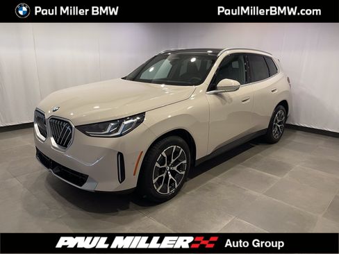New 2026 BMW X3 xDrive30i w/ Premium Package AWD/4WD image 1
