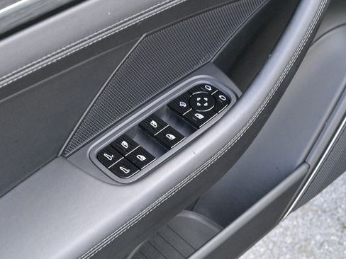 Used 2019 Porsche Panamera GTS image 23