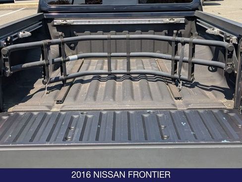Used 2016 Nissan Frontier SV w/ SV Value Truck Package AWD/4WD image 10