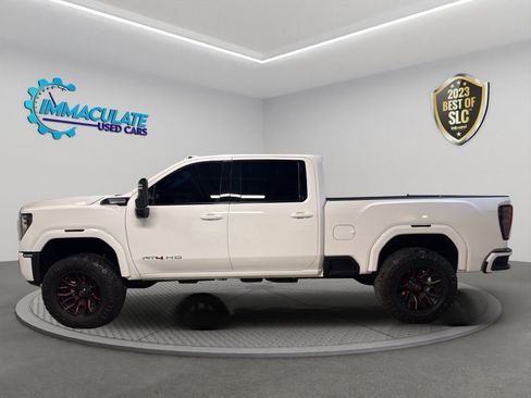 Used 2025 GMC Sierra 3500 AT4 w/ Technology Package AWD/4WD image 2